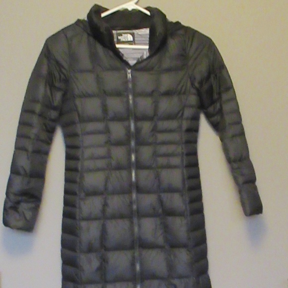 The North Face Women's Metropolis II Parka small - Picture 6 of 14